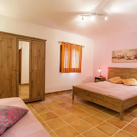 Yourhouse Sa Vinyeta Vinedo *